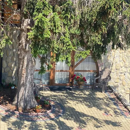 високий перевал, Bukovel Apartment Yablunytsya